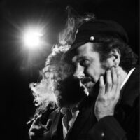 VINICIO CAPOSSELA feat PIERPAOLO CAPOVILLA, FAN FATH AL e FILOQ: esce oggi “TUTTI BODYGUARD”, una nuova versione di “Body guard”.